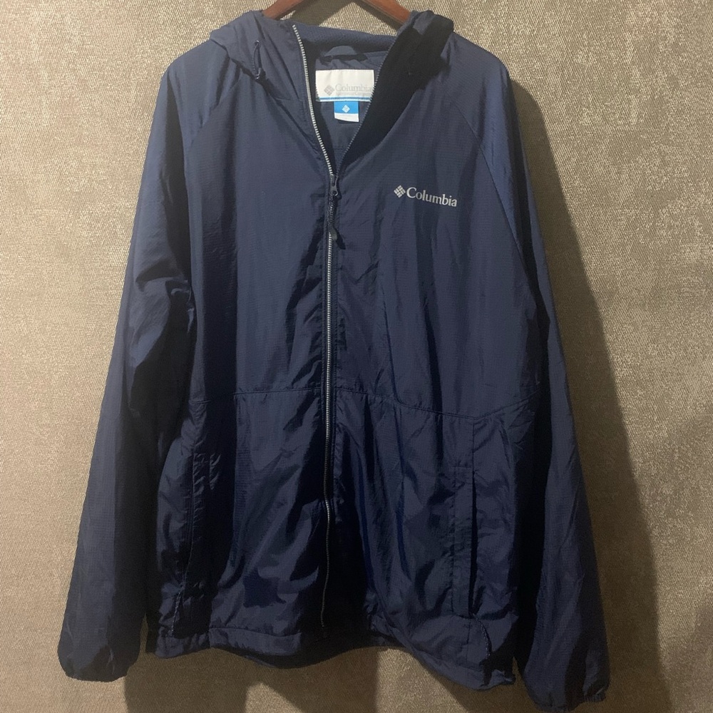 Columbia Navy Blue Windbreaker Jacket- size L